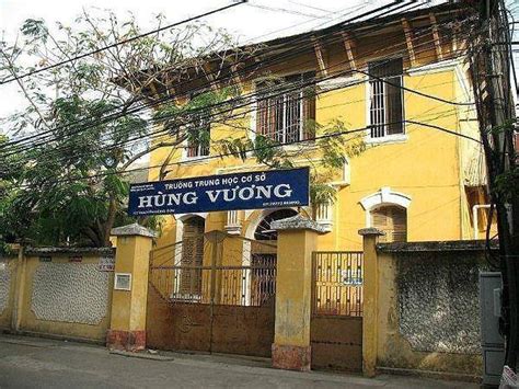hung vuong high school